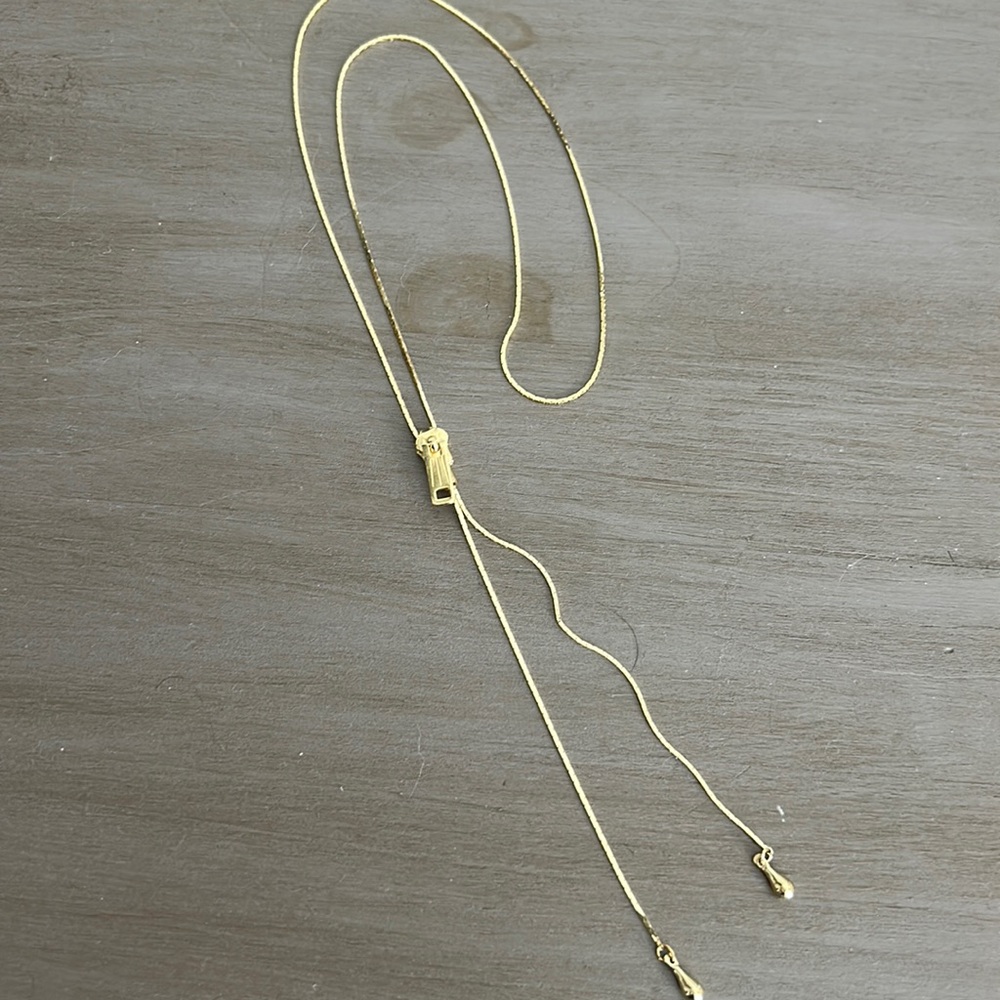 Fun sliding zipper necklace